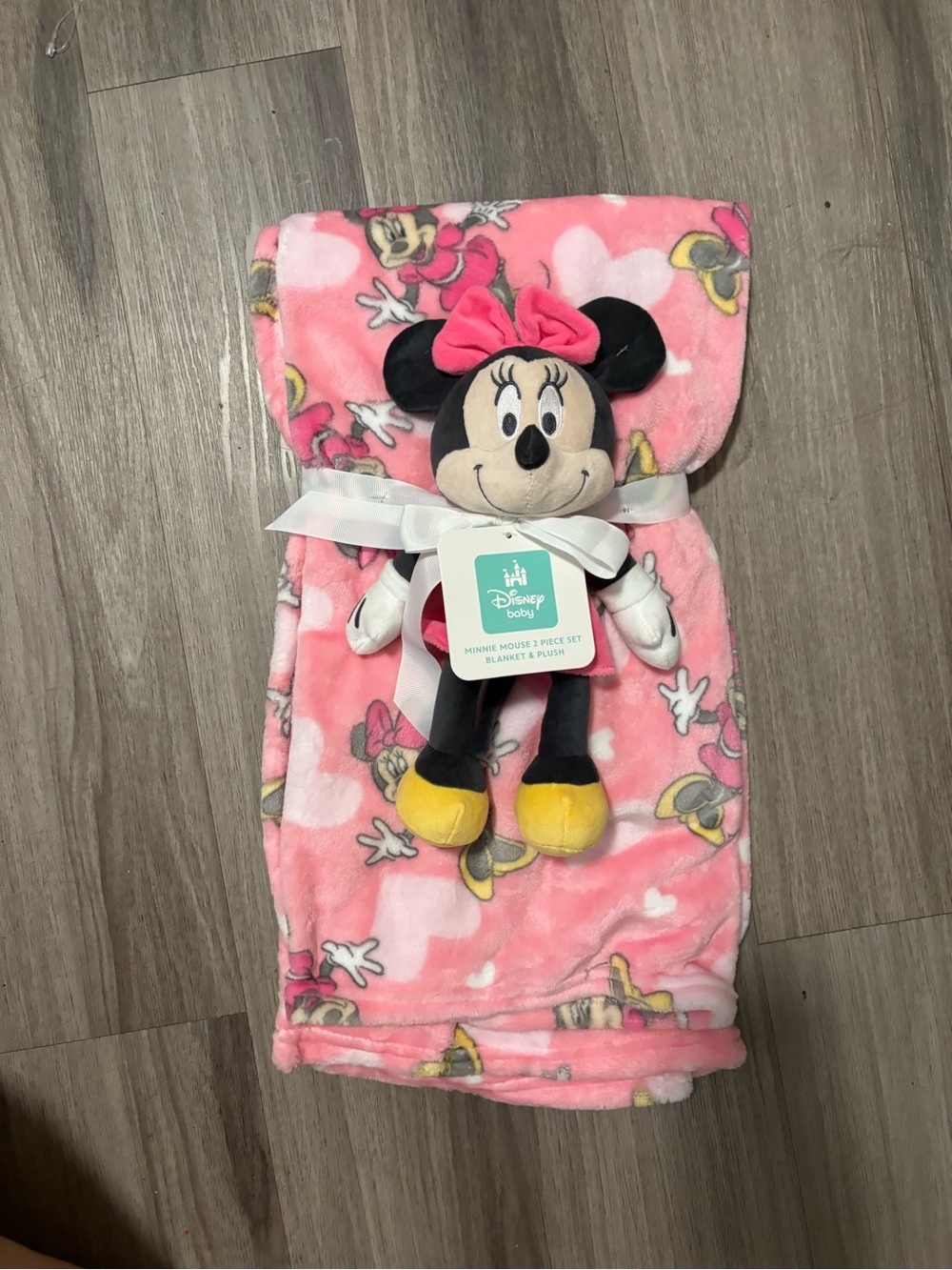 Disney Pink Minnie Mouse Plush Blanket Set